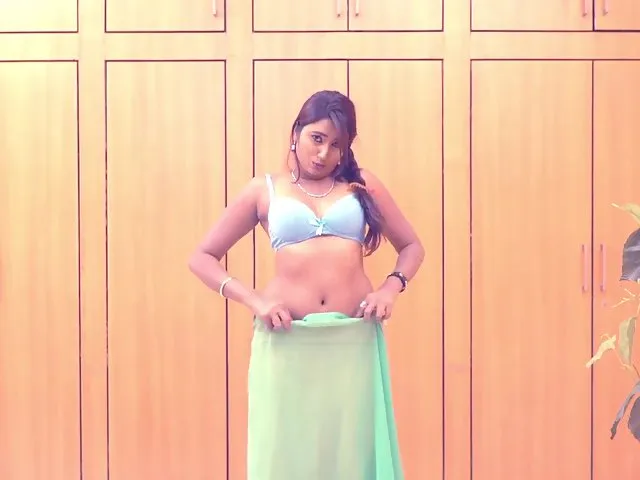 Bhabhi Sex By Swathi Naidu, “Catwalk in Nude”