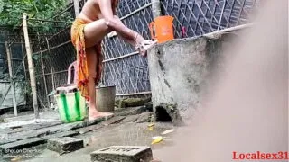 Mydesi Bhabhi Fucked Pussy Outside in Dog Style