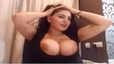 Mydesi Desi sex Sexy large-breasted Indian model on a live webcam