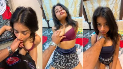 A lover wants to have sex with a lovely woman.